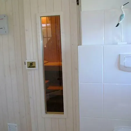 Laendliche-Idylle-Im-Haus-2-302811 شقة
